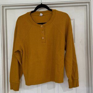 Long sleeve thermal henley